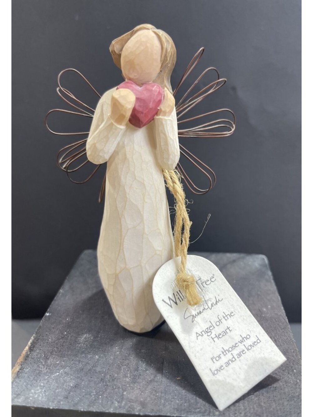Willow Tree "Angel of the Heart" Susan Lordi 4in Tall